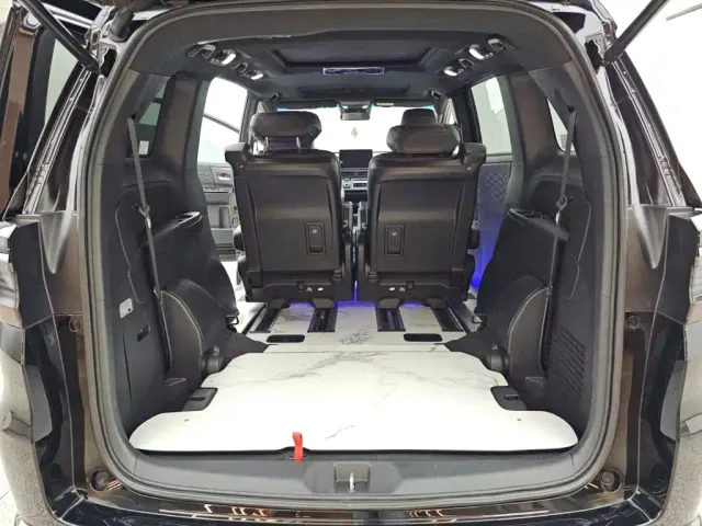 Honda Elysion — Фото автомобиля 16