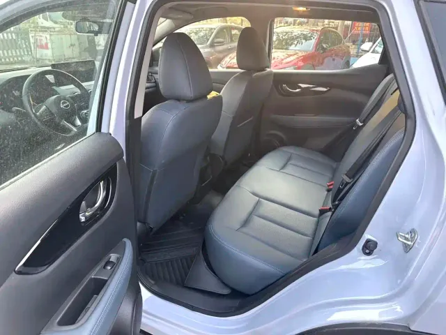 Nissan Qashqai — Фото автомобиля 5