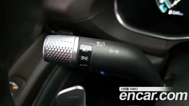 Genesis GV80 2.5T Бензин AWD — Фото автомобиля 30