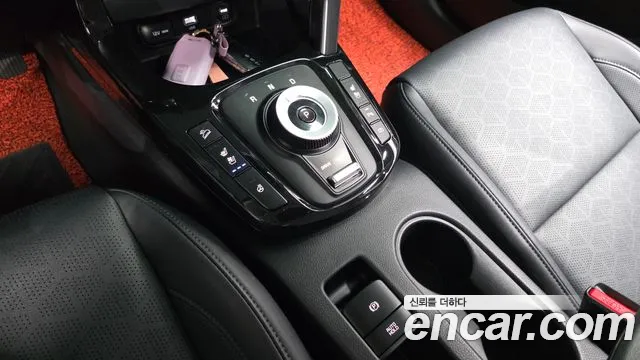 Kia Seltos Новый Seltos Бензин 2.0 2WD — Фото автомобиля 8