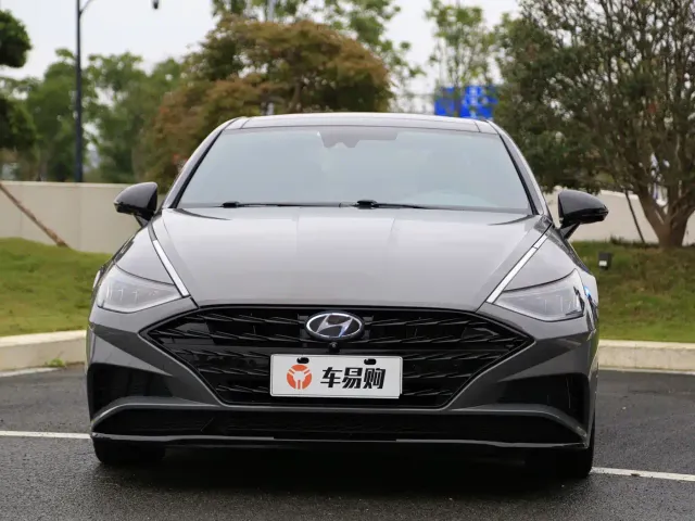 Hyundai Sonata — Фото автомобиля 2