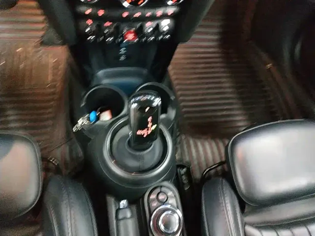 MINI Hatch — Фото автомобиля 9