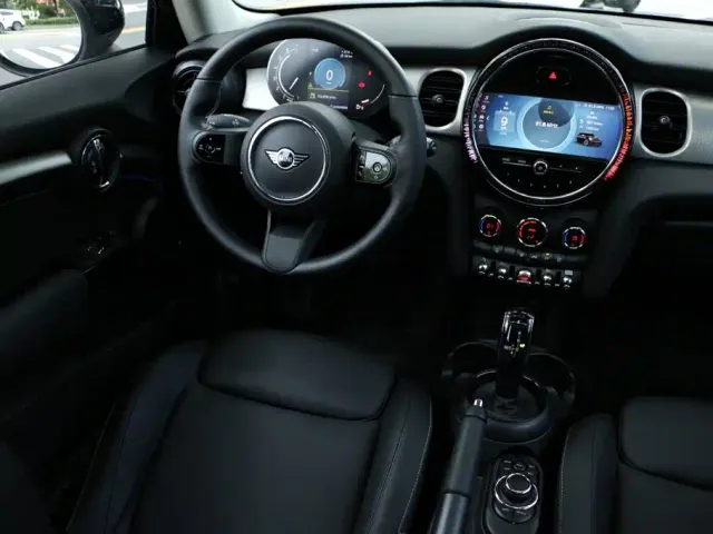 MINI Hatch — Фото автомобиля 26