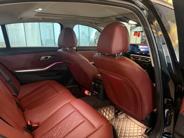 BMW 3 Series — Фото автомобиля 9