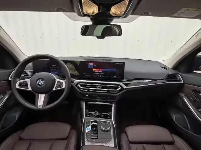 BMW i3 — Фото автомобиля 9