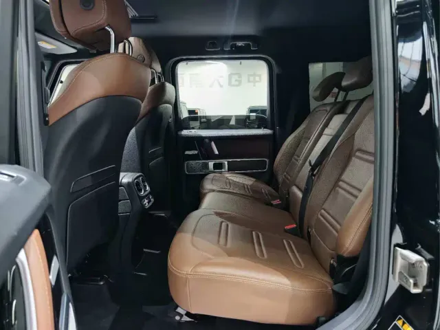 Mercedes-Benz G-Class — Фото автомобиля 13