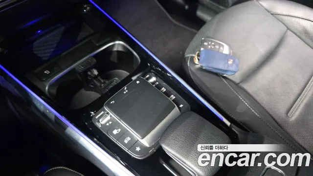 Mercedes-Benz EQB — Фото автомобиля 18