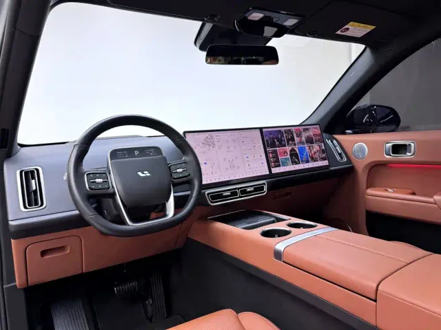 Li Auto L7 — Фото автомобиля 19