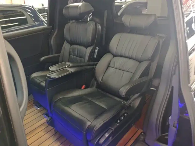 Honda Odyssey — Фото автомобиля 16