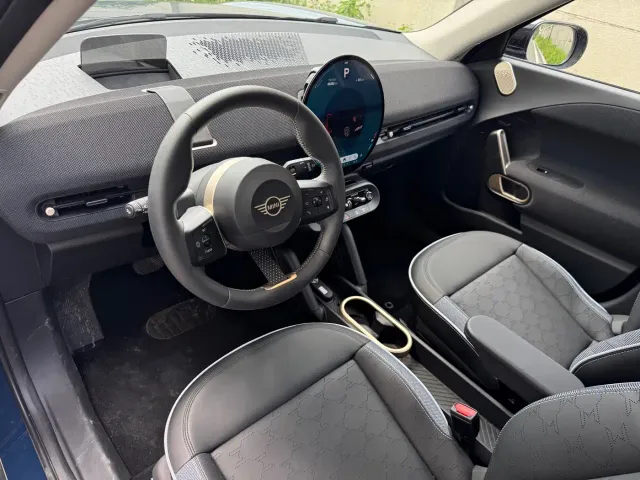 MINI Electric MINI ACEMAN — Фото автомобиля 4