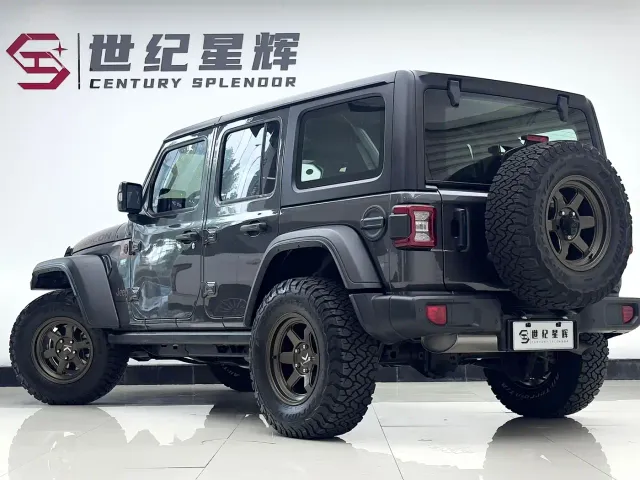 Jeep Wrangler — Фото автомобиля 6