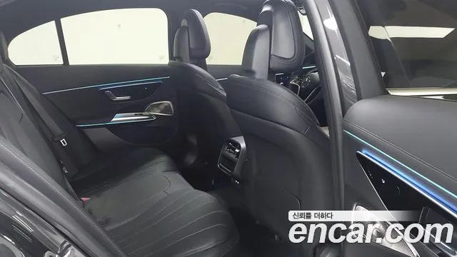 Mercedes-Benz E-Class E-класс W214 E300 4MATIC Exclusive — Фото автомобиля 10