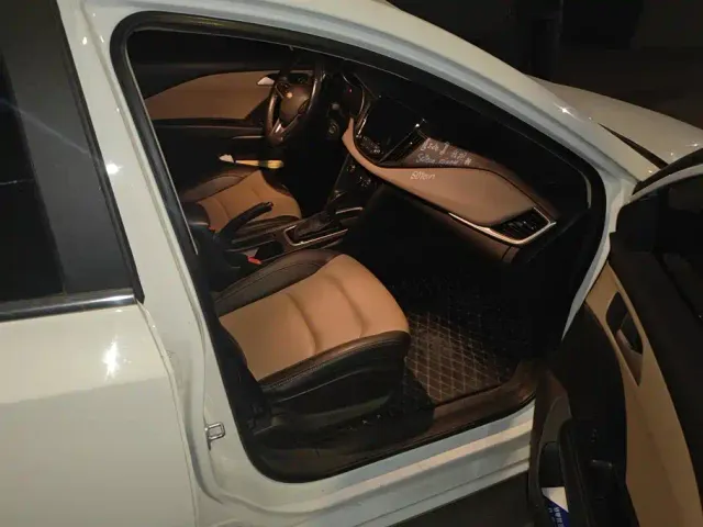 Chevrolet Monza — Фото автомобиля 8