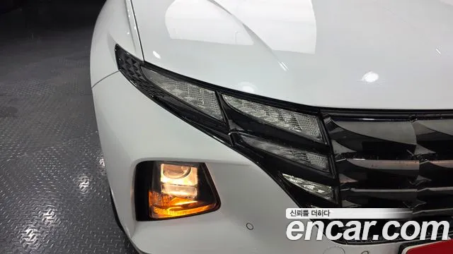 Hyundai Tucson Tucson (NX4) Дизель 2.0 2WD — Фото автомобиля 21