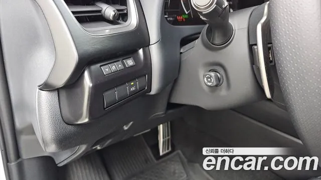 Lexus UX UX300h — Фото автомобиля 28