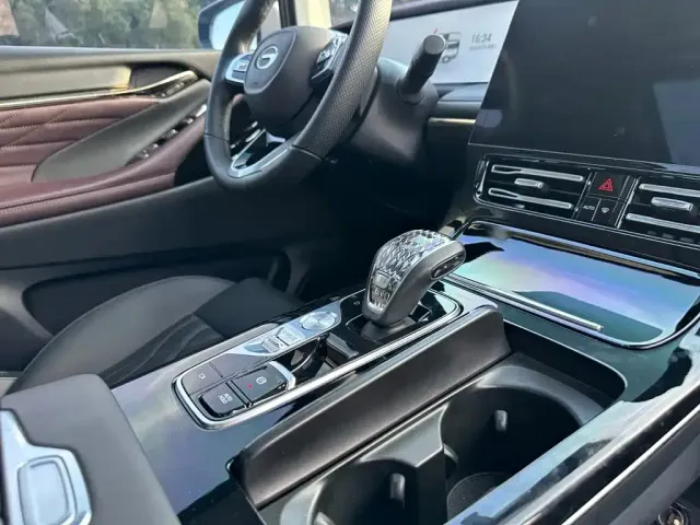 GAC Trumpchi M8 — Фото автомобиля 19