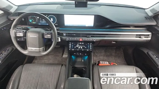 Hyundai Grandeur Grandeur (GN7) 2.5 Бензин 2WD — Фото автомобиля 6