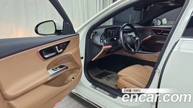 Mercedes-Benz E-Class W214 — Фото автомобиля 14