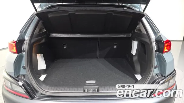 Hyundai Kona Новый Kona Бензин 2.0 2WD — Фото автомобиля 18