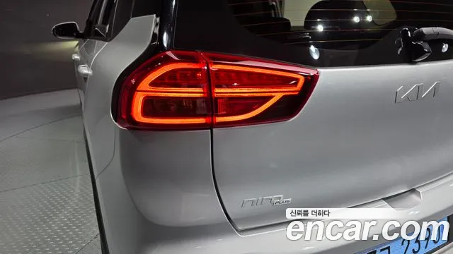 Kia Niro Niro Plus Air — Фото автомобиля 23