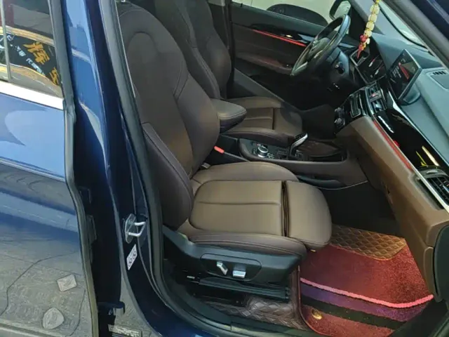 BMW X1 — Фото автомобиля 24