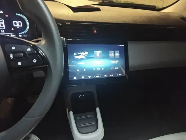 Leapmotor T03 — Фото автомобиля 14
