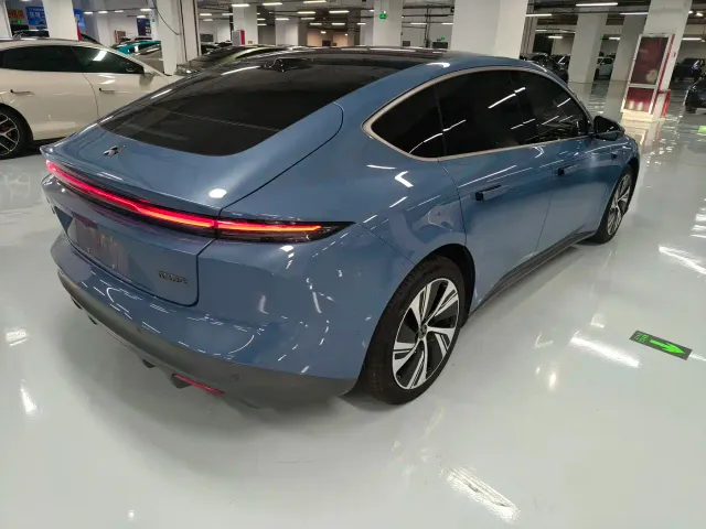 Nio ET5 — Фото автомобиля 4