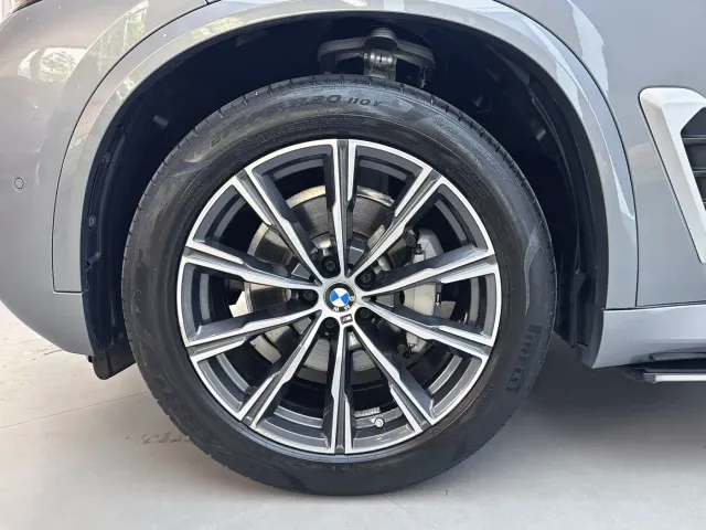 BMW X5 — Фото автомобиля 15
