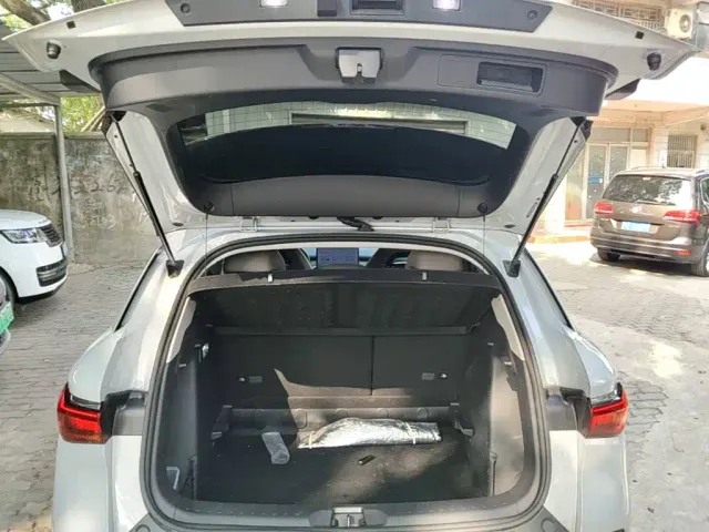 BYD Yuan PLUS — Фото автомобиля 18
