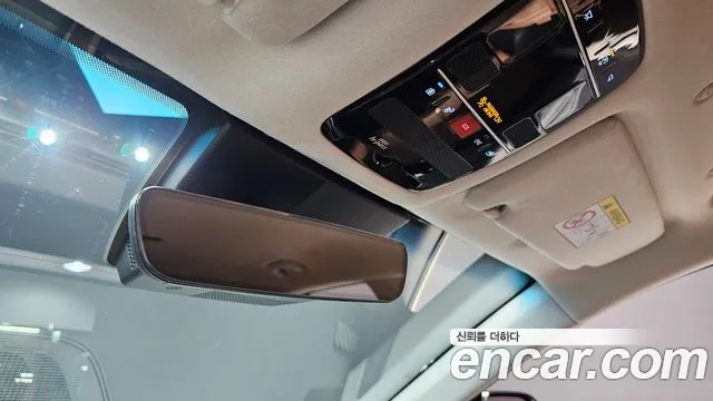 Hyundai Grandeur Grandeur (GN7) 2.5 Бензин 2WD — Фото автомобиля 24