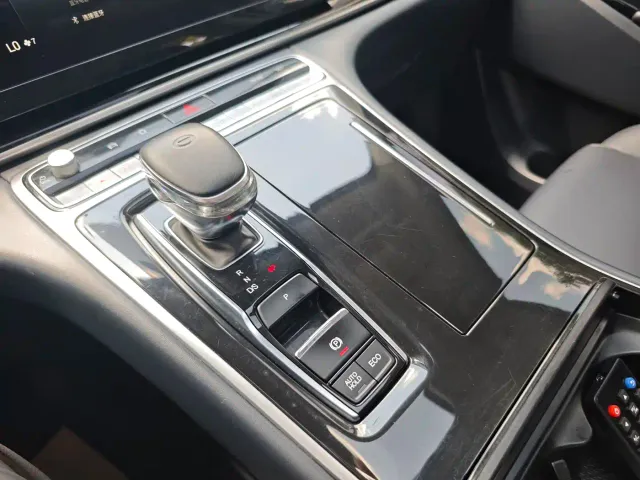 GAC Trumpchi M8 — Фото автомобиля 17