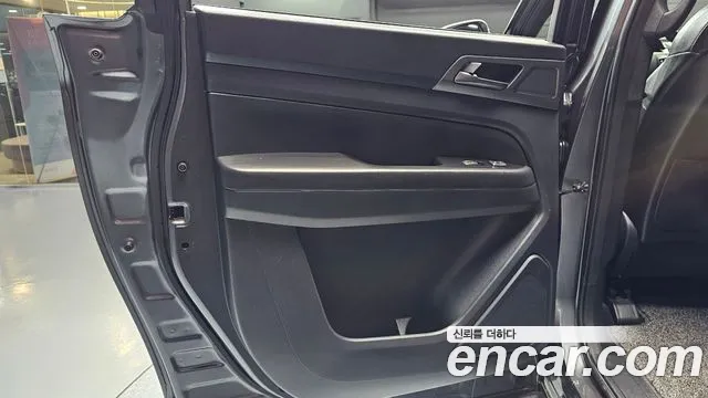 KG_Mobility_Ssangyong Rexton Новый Rexton Sport Дизель 2.2 4WD — Фото автомобиля 24