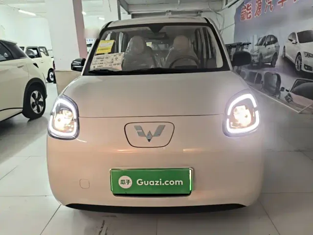 Wuling Hongguang Mini EV — Фото автомобиля 2