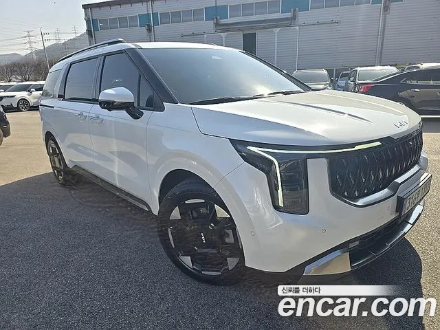 Kia Carnival 4th Gen — Фото автомобиля 11