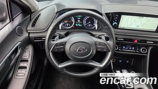 Hyundai Sonata — Фото автомобиля 11