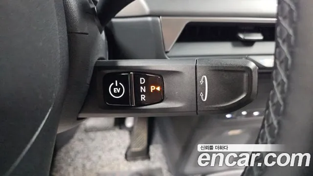 Kia EV9 — Фото автомобиля 12