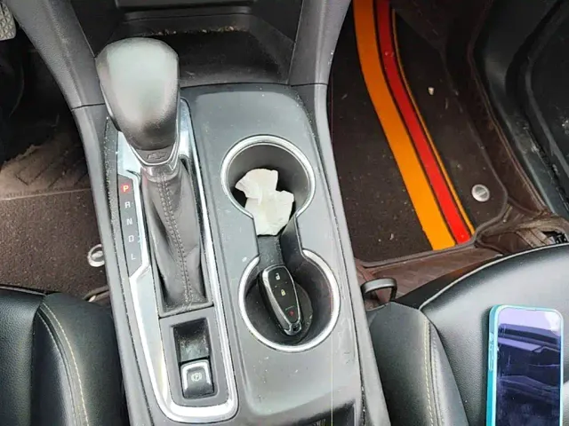 Chevrolet Equinox — Фото автомобиля 13