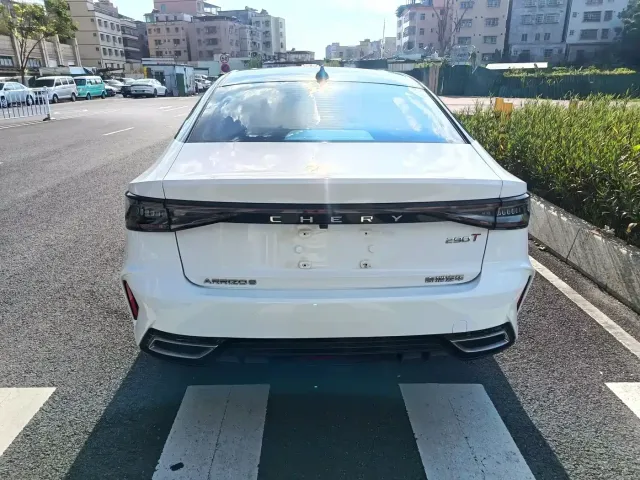 Chery Arrizo 8 — Фото автомобиля 11