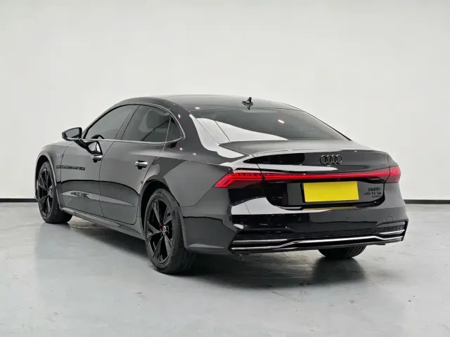 Audi A7L — Фото автомобиля 5
