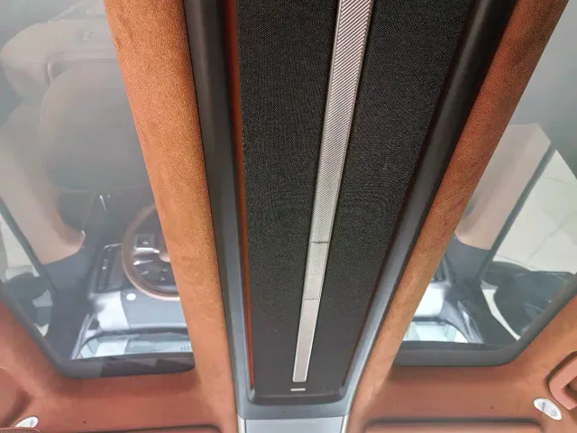 iCAR V27 — Фото автомобиля 9