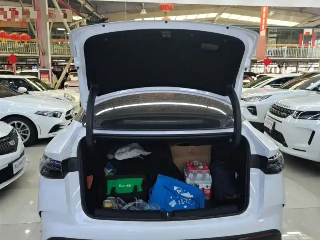 BYD Seal 06 — Фото автомобиля 18