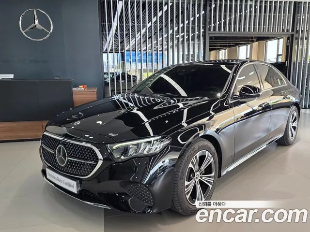 Фотография автомобиля — Mercedes-Benz E-Class W214