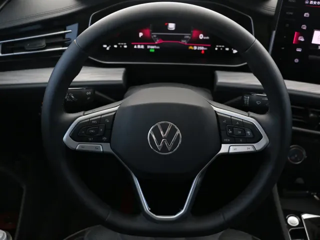 Volkswagen Sagitar — Фото автомобиля 12