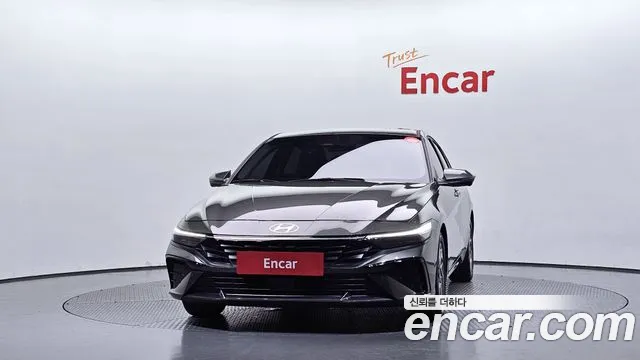 Hyundai Avante CN7 — Фото автомобиля 3