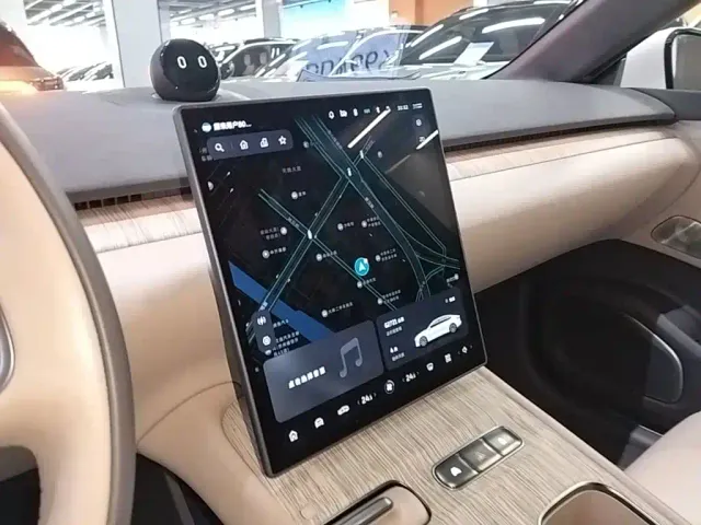 Nio ET7 — Фото автомобиля 12