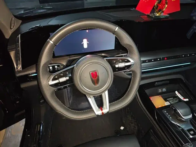 Hongqi H9 — Фото автомобиля 6