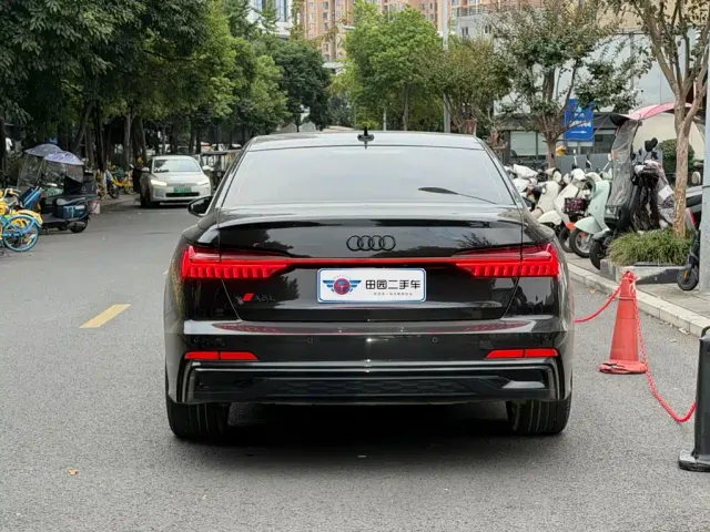 Audi A6L — Фото автомобиля 5