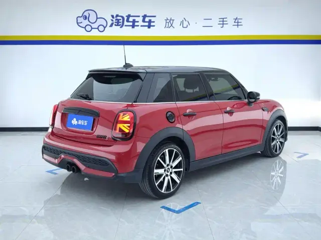 MINI Hatch — Фото автомобиля 3