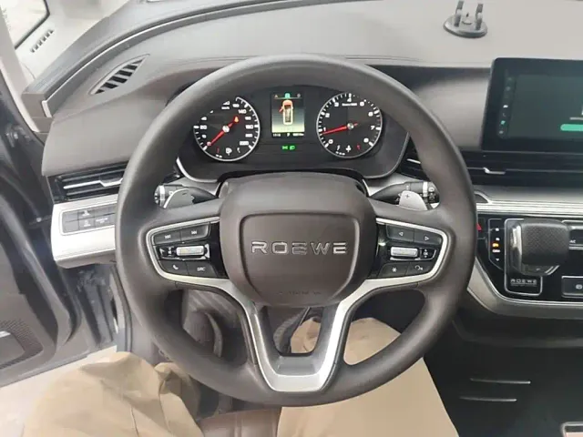 Roewe iMAX8 — Фото автомобиля 10