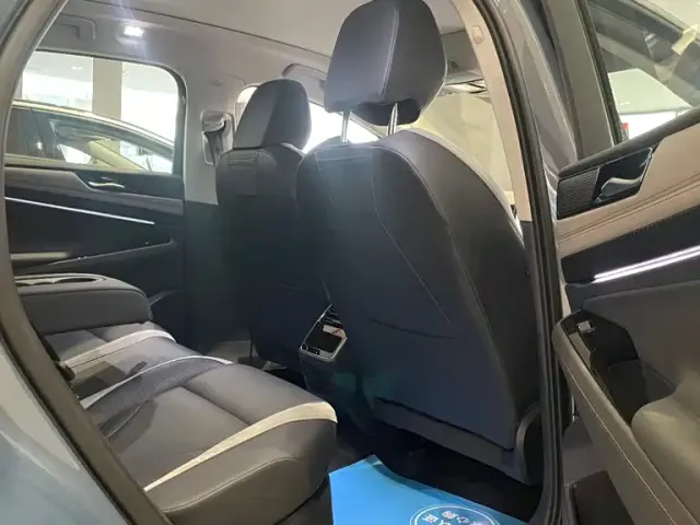Volkswagen ID.7 Vizzion — Фото автомобиля 16